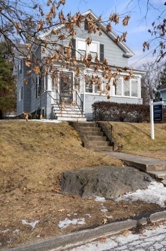 133 Malvern Rd, Worcester MA 01610-2258 exterior