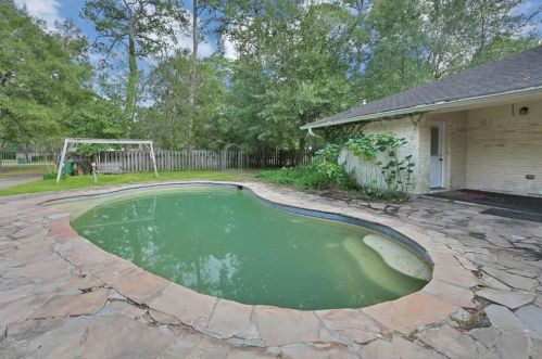 1717 Walnut Ln, Humble TX 77339-3454 exterior