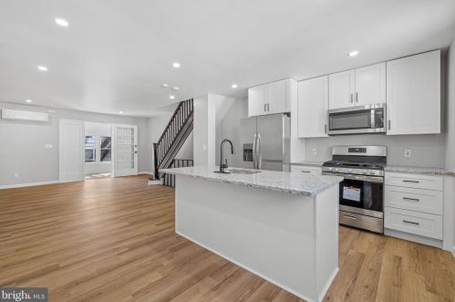 216 Wright Ave, Darby PA 19023-2328 exterior