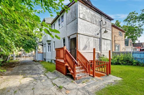 3245 64 Pl, Chicago IL 60638-5418 exterior