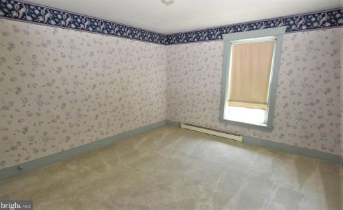 795 Abbottstown Pike, Hanover PA 17331-8235 exterior