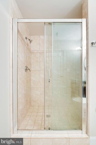 1339 Mayflower Dr, Mc Lean VA 22101-5612 exterior