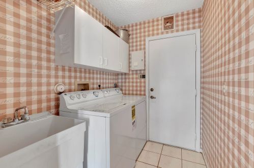 8051 Nadmar Ave, Boca Raton FL 33434-5404 exterior