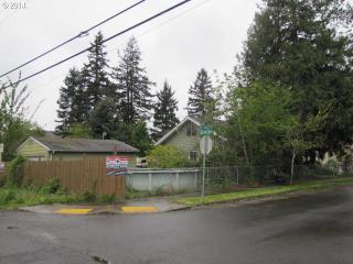 10234 Knight, Portland OR  97266-4125 exterior
