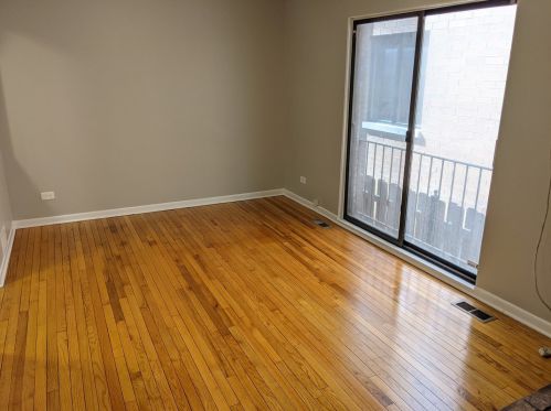 1034 Diversey Pkwy, Chicago, IL 60614-1317