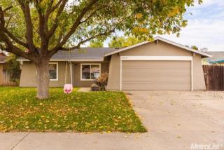 3504 Contempo Dr, Sacramento, CA 95826-5204