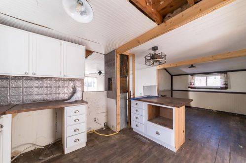 524 Forrest St, Wayland MI 49348-1198 exterior