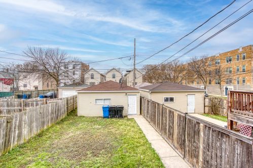 1502 Karlov Ave, Chicago IL 60651-1927 exterior