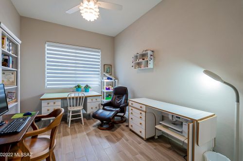 2472 Bassett Peak Dr, Green Valley AZ 85622-8110 exterior