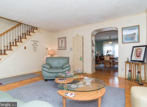 6123 Loretto Ave, Philadelphia PA 19149-3211 exterior