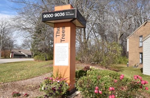 9012 70th St, Milwaukee WI  53223-2114 exterior