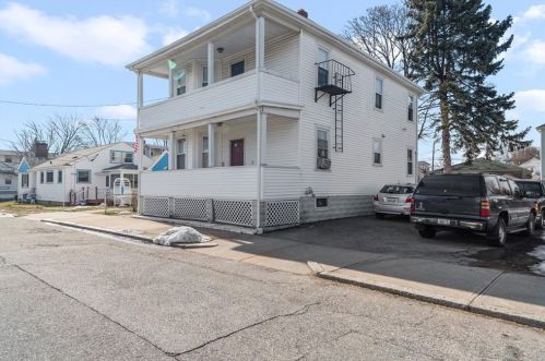 12 Brockton St, Providence, RI 02904-1517