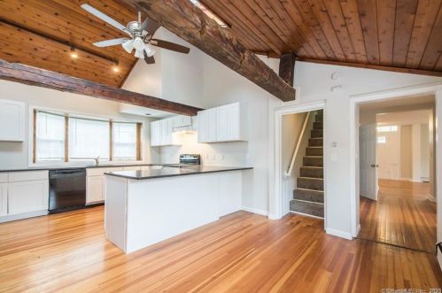 227 Windsor Ave, Windsor CT  06095-4540 exterior