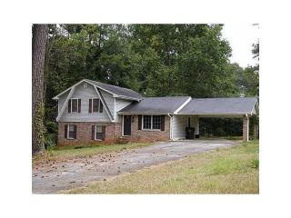 3384 Stanford Cir, Lawrenceville, GA 30044-6403