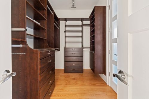 1025 Lill Ave, Chicago IL 60614-2107 exterior