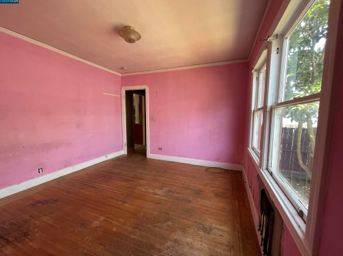 1208 Evelyn, Berkeley CA 94706-1311 exterior