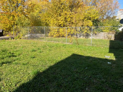 3737 10th St, Milwaukee, WI 53206-3316