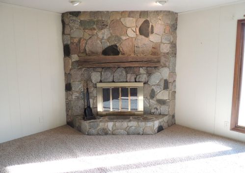 5592 124th Ave, Fennville MI 49408-9428 exterior