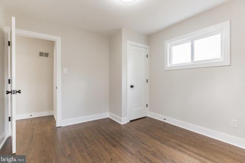 5647 Magnolia Ave, Camden NJ 08109-1207 exterior