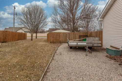 251 Lawrence Ct, Sartell MN 56377-2072 exterior