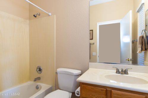 7655 Summer Scene Dr, Tucson AZ  85743-5184 exterior