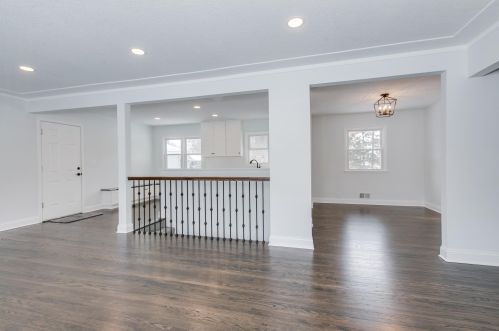 216 Hawes Ave, Saint Paul MN  55126-6232 exterior