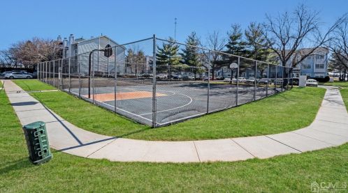 532 Edpas Rd, New Brunswick NJ 08901-3810 exterior