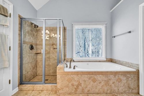 7020 Amberleigh Way, Duluth GA 30097-1892 exterior