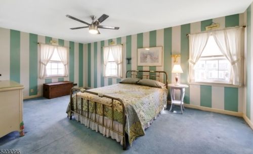 17 Essex Rd, Maplewood NJ 07040-2338 exterior