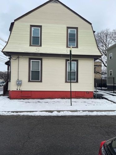 200 Oxford St, Providence, RI 02905-2039