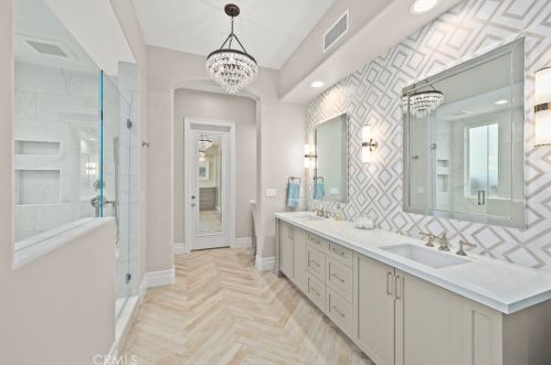 2440 Bronzewood Dr, Tustin CA  92782-4321 exterior