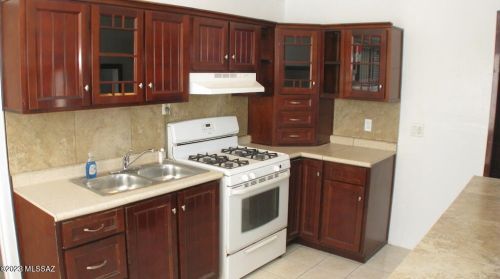 431 Michigan Dr, Tucson AZ 85714-2637 exterior