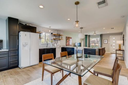 2403 Aldford Dr, Austin TX 78745-4822 exterior