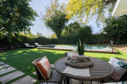 14291 Prospect Ave, Tustin CA  92780-2316 exterior