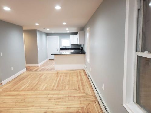 01 Ortoleva Dr, Providence, RI 02909-4907