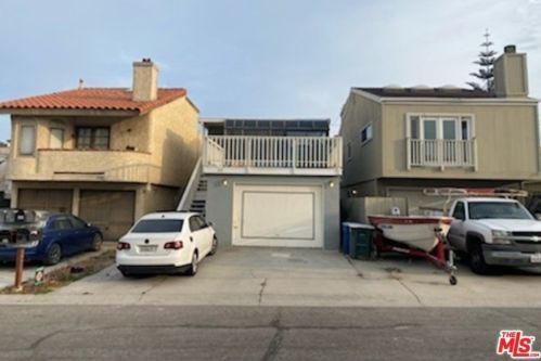 332 Cahuenga Dr, Oxnard CA 93035-4406 exterior
