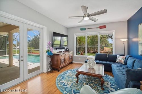 2025 Sykes Crk Dr, Merritt Island FL 32953-3066 exterior