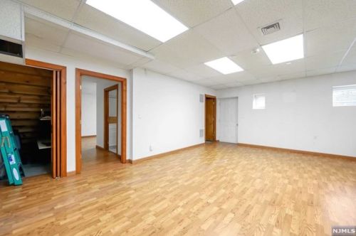 65 Holland Ave, Demarest NJ  07627-2705 exterior