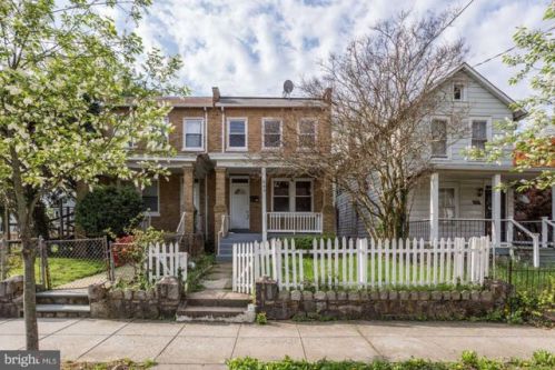 653 Raleigh Pl, Washington, DC 20032-4221