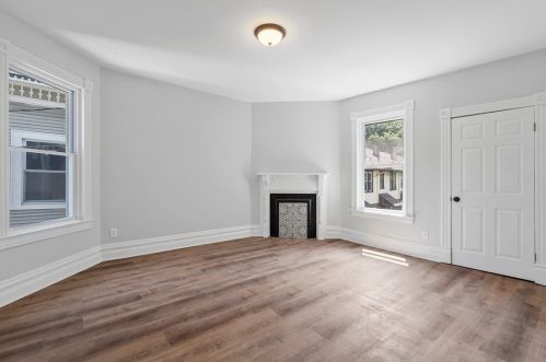 468 Biddle Ave, Pittsburgh PA 15221-3493 exterior