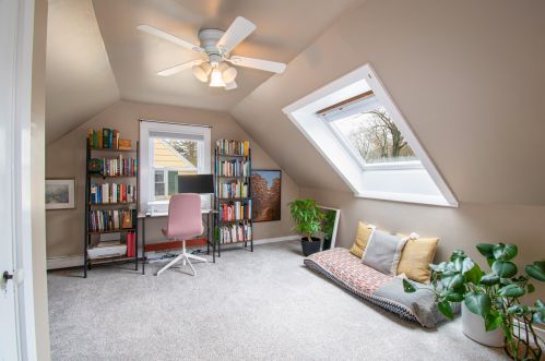 129 Massachusetts Ave, Portland ME  04102-2515 exterior