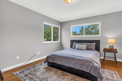 2374 Jenkinson Dr, Pittsburgh PA  15237-6620 exterior