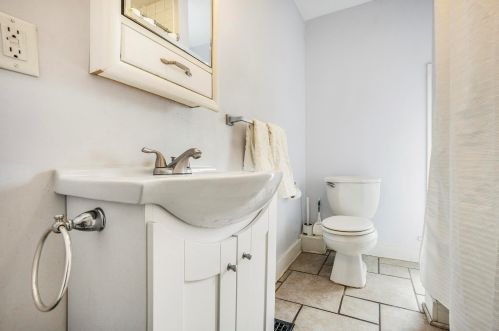 407 Locust St, Kalamazoo MI  49007-5019 exterior