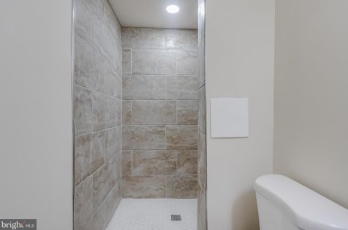 14908 Flintstone Ln, Silver Spring MD 20905-5823 exterior