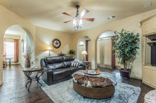 1765 Crowbridge Dr, Frisco TX 75033-1473 exterior