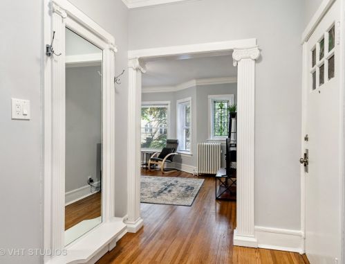 4515 Ashland Ave, Chicago, IL 60609-3250