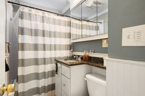 15 Raymond Rd, Salem MA 01970-5325 exterior