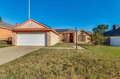 2025 Elm Shadows Dr, Dallas, TX 75232-3769