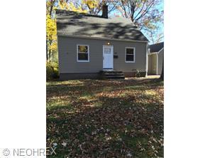 1931 Canterbury Rd, Cleveland OH  44145-3225 exterior