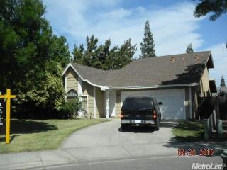 2800 Jeannie Ct, Turlock CA  95382-1076 exterior